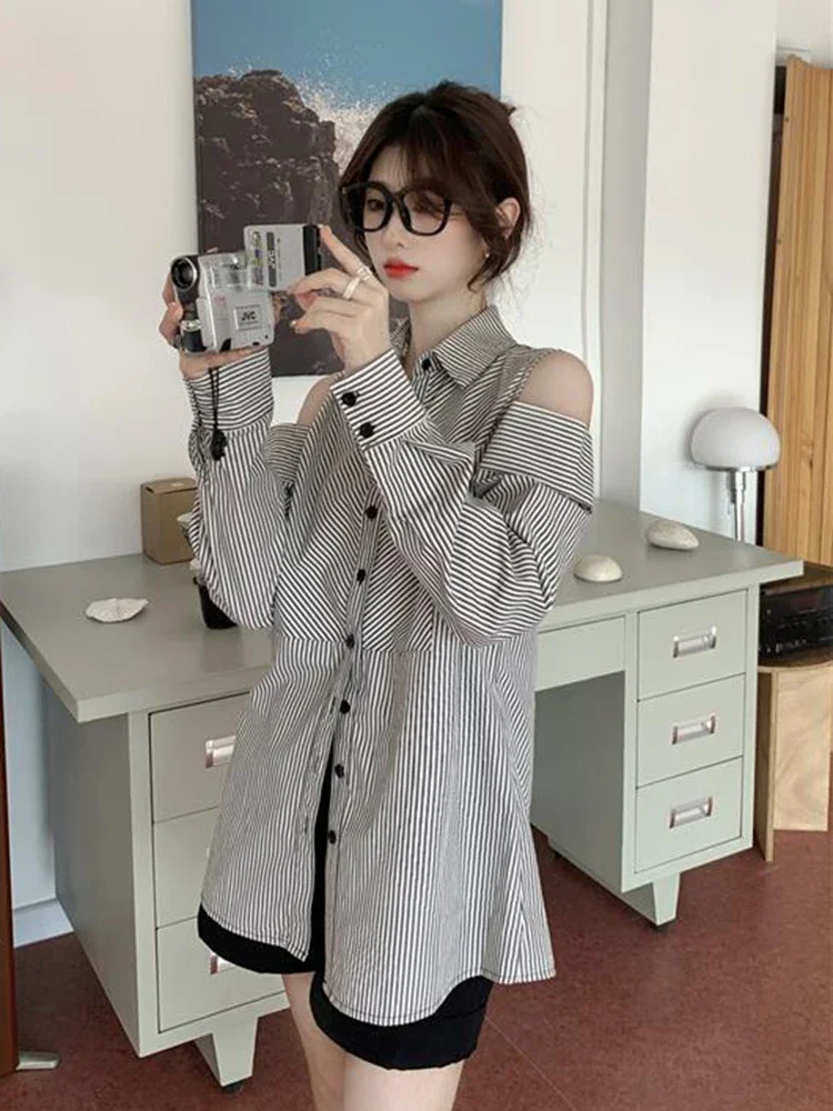 中空アウトストライプシャツ女性カジュアル長袖オフショルダーブラウス韓国ヴィンテージルーズデザイン女性レトロエレガントなトップ