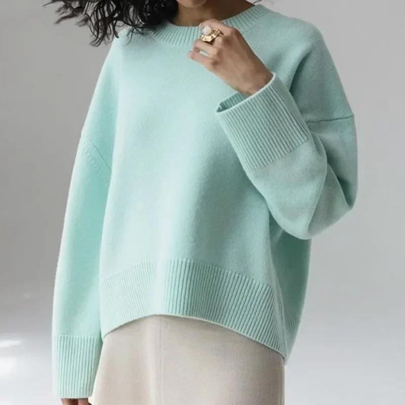 2024 Autumn and Winter New Pullover Women's Solid Color Classic Knitted Casual Temperament Straight Pullover Sweater