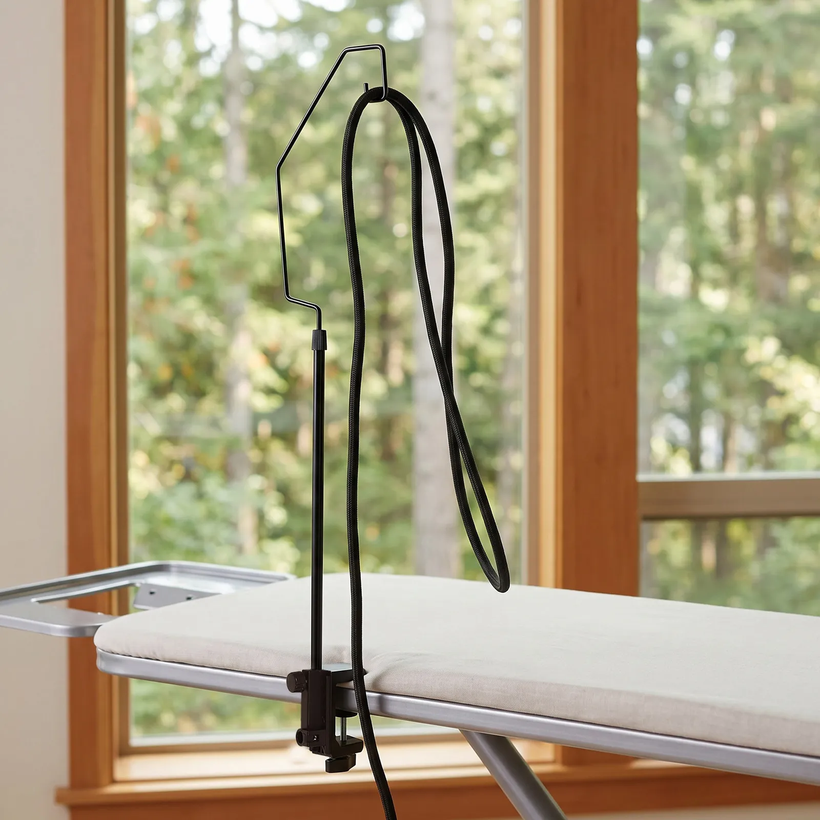 Iron Cord Holder Minder Clamp On Anti Snag Guide Arm for Ironing Boards Steam Guide Clamp Mount Cable Support Steam Bracket