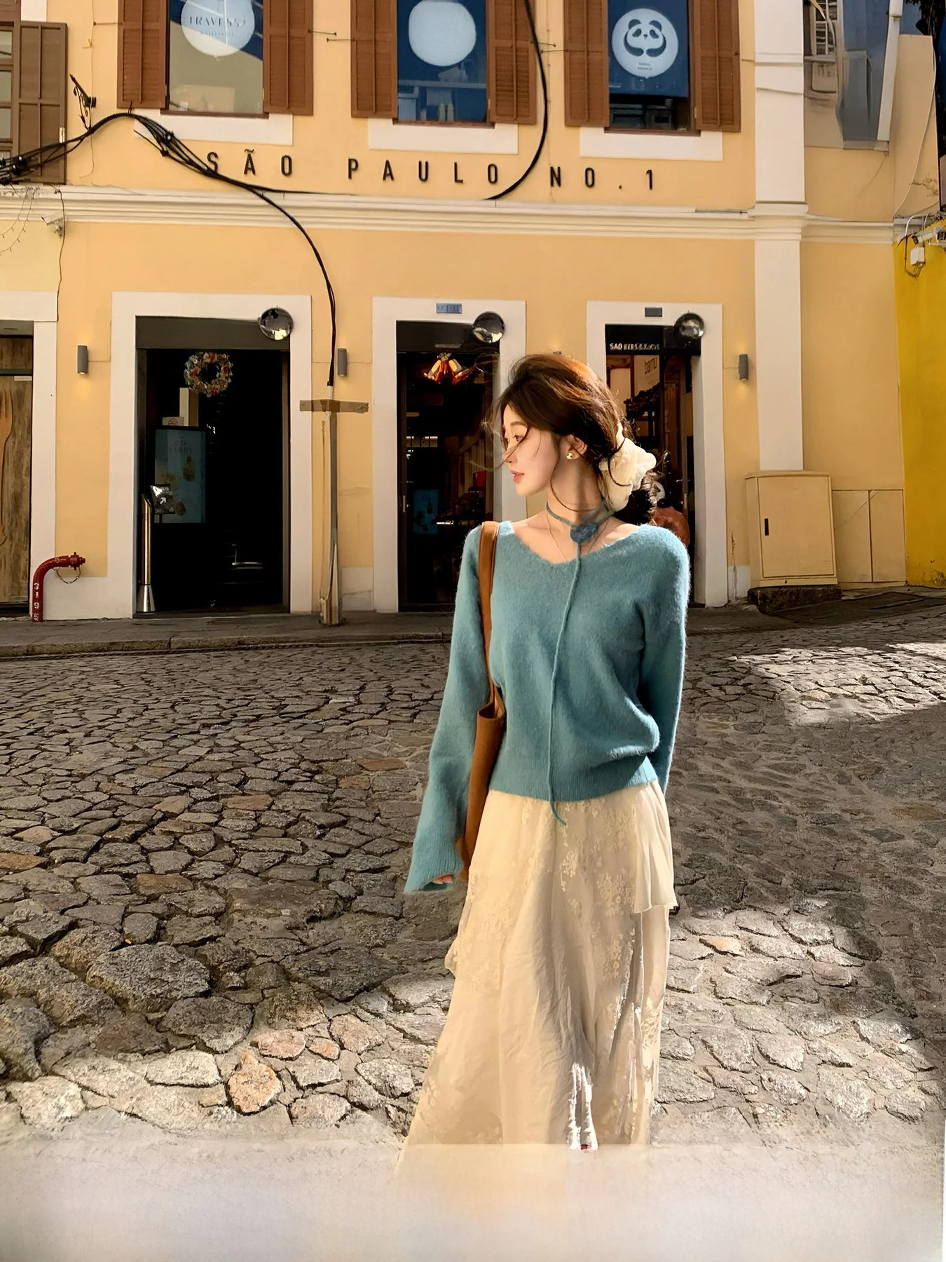 

Женский свободный вязаный шерстяной свитер Huangzuozuo с V-образным вырезом, весенний повседневный топ с цветочным узором, мягкий нейлон, акрил, кроличий пух