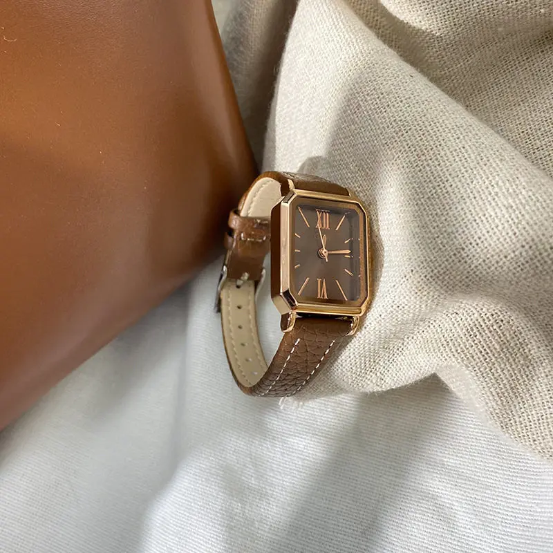 New Luxury Women'S Leather Belt Square Vintage Student Watch, Fashionable Quartz Wristwatch, Trendy Women'S Watch.