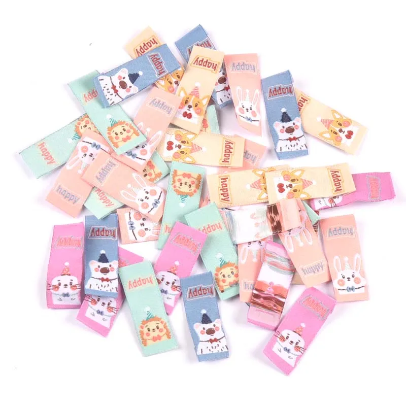 50Pcs Lovely Hedgehog/Rabbit/Dog Embroidery Labels For Sewing Clothes Handmade Garment Tags DIY Bags Hats Accessories C3502