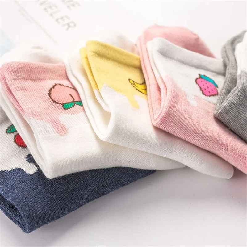 Milk Fruits Peach Apple Cartoon Lovely Girl Funny Cute Women Socks Ukraine Calcetines Skarpetki Kawaii Chaussette Sokken Hot