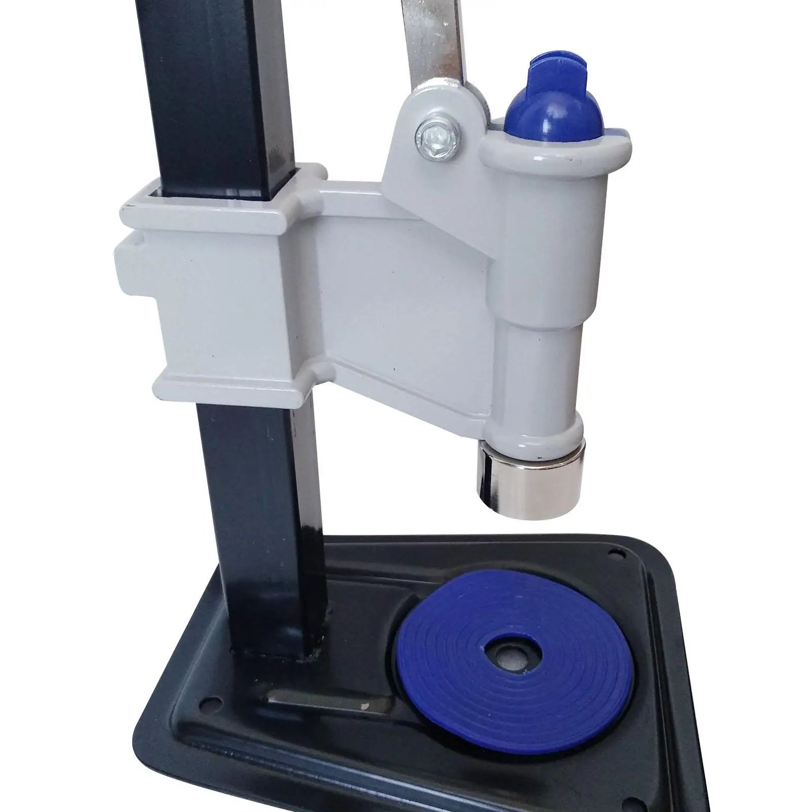 

Устройство для укупорки пивных бутылок с регулируемой высотой, устойчивое, прочное, рычажного типа, компактное для хранения