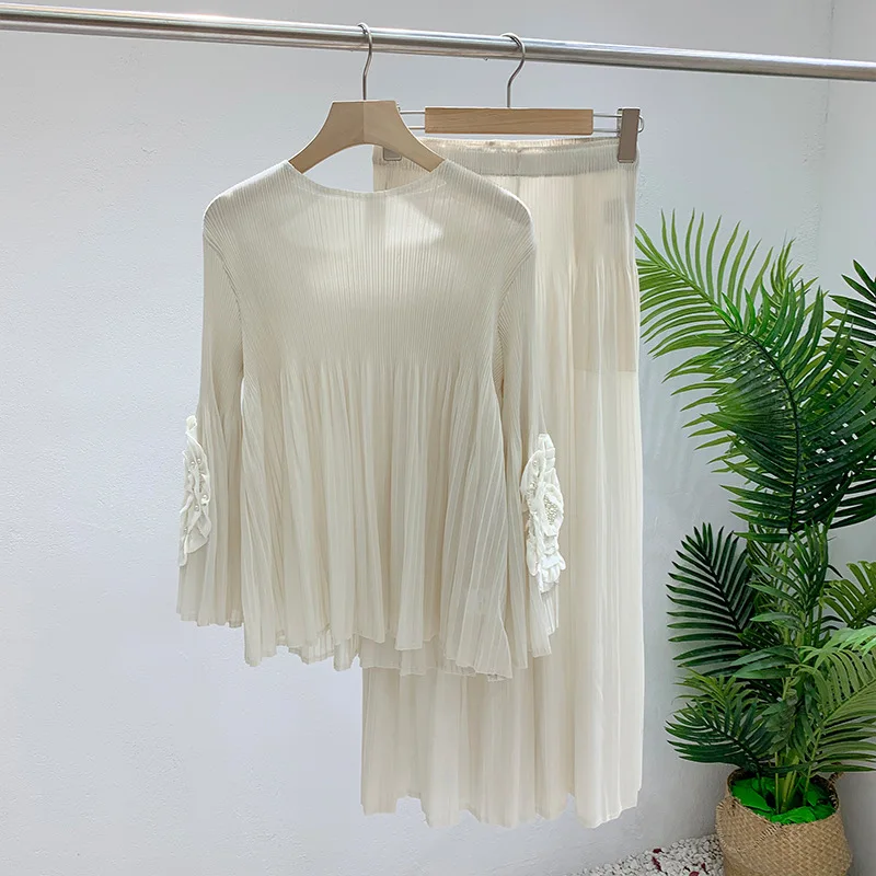 Miyake Pleated Suit Spring Autumn Women\'s 2023 New Fashion Suit Round Neck Bubble Sleeve Top+Wde Leg Pants Women Two Peice Sets