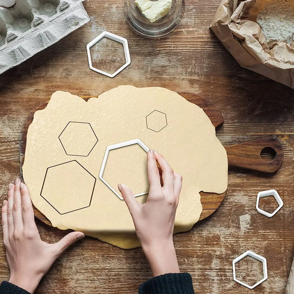 

LGJHQ Football Pattern Cookie Cutters Football Cake Fondant Hexagon Cutter for Kitchen DIY Cake Decorating Tools