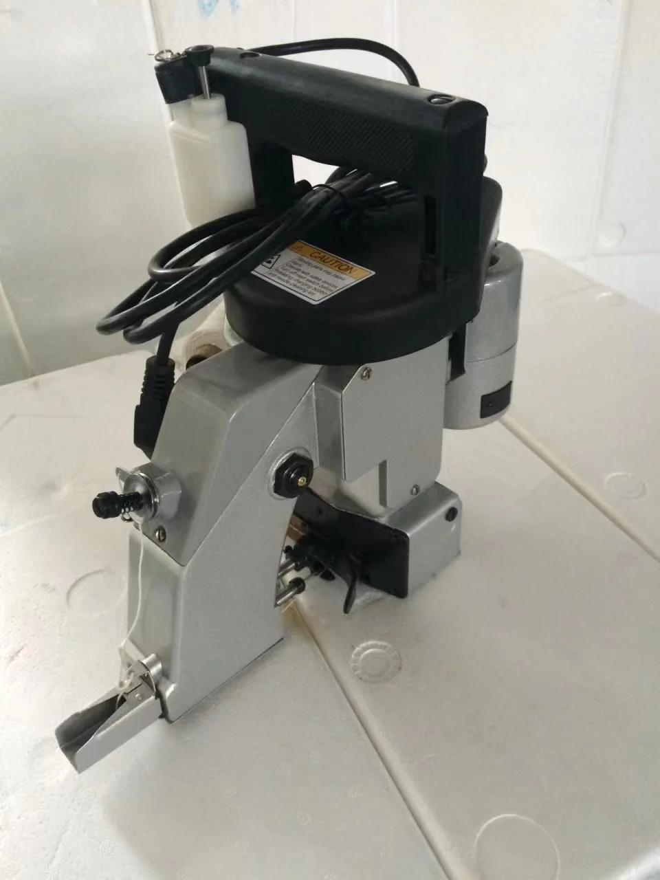 CP-GK-26-1A  High Quality Portable Single Thread Overlock Sewing Machine with Preferential Price