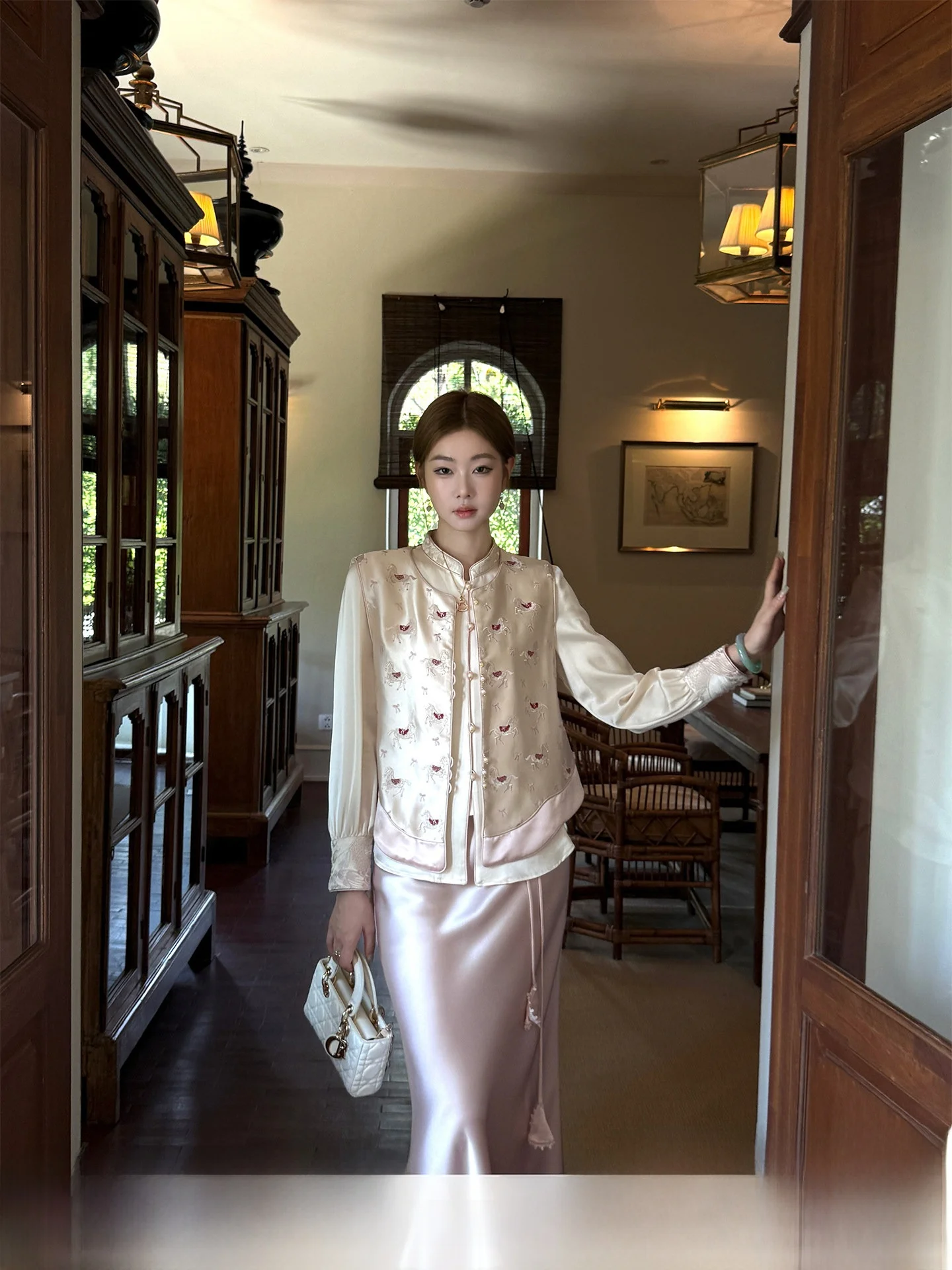 

Iris Lumina Women's Acetate Embroidered Shirt And Vest Set Summer Fashion Two-Piece Suit Long Sleeve Stand Collar Straight Cut