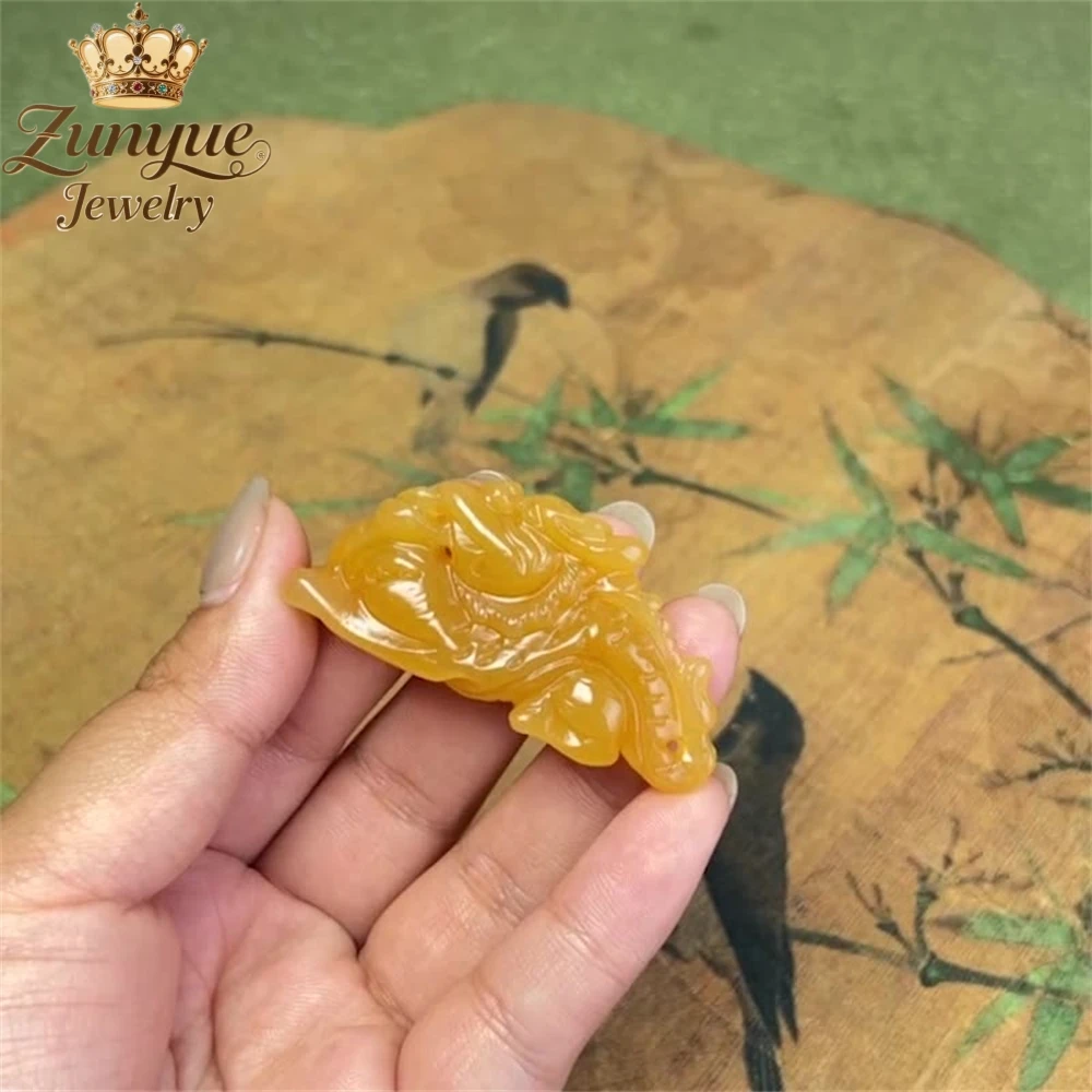Gelber Drache Jade Dreidimensionaler Sternzeichen-Drachen-Anhänger Luxus-Qualitätsschmuck Modeschmuck Exquisite elegante Charms Geschenk