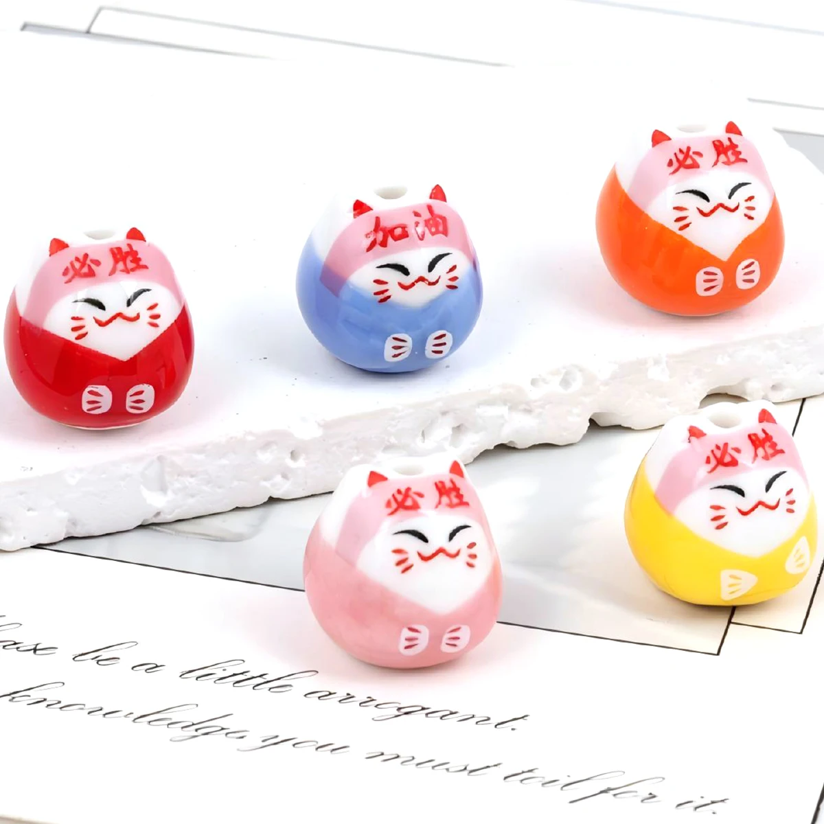 4/9pcs Random Color Victory Daruma Cat Ceramic Beads 15*16mm Loose Beads For DIY Bracelet Necklace Hair Accessories Craft Making