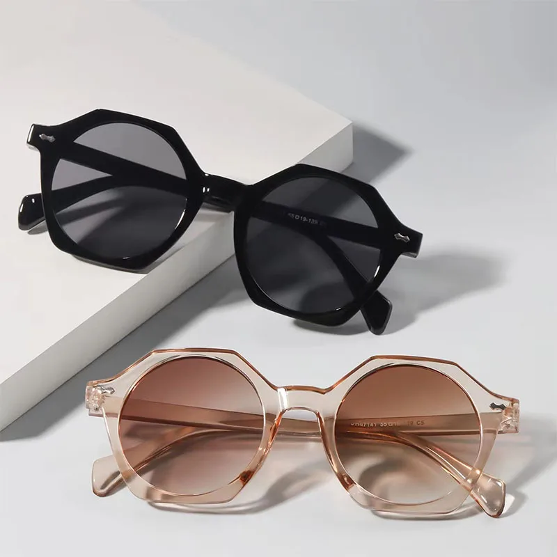 

Солнечные очки в винтажном стиле UV400 женские, поляризационные солнцезащитные аксессуары в большой многоугольной оправе, модные дизайнерские, для путешествий