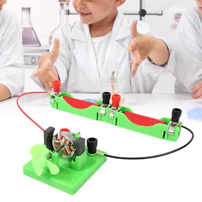 تجربة DXAB Science Experience Electromagnetism.