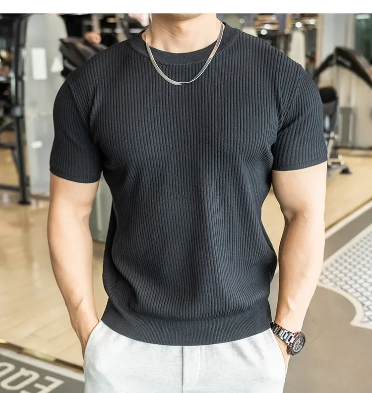 T-shirt en tricot minimaliste uni pour homme, col rond, confortable, décontracté, manches courtes, pull en tricot urbain polyvalent