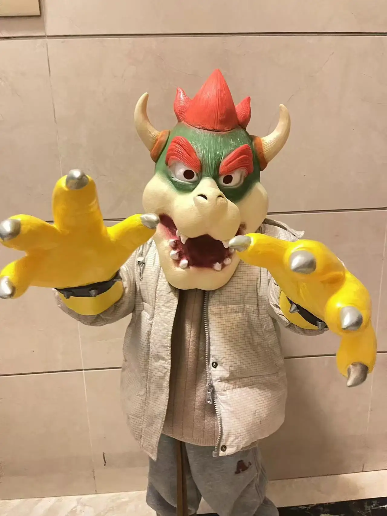 Yoshi Bowser Latex Mask and Claws Gloves Super Bros King Koopa Halloween Scary Props Party For Men