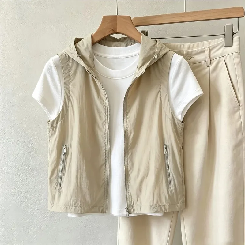 Women Lightweight Quick Dry Hooded Vest Breathable Windproof Outdoor Sports Sun Protection Gilet 2026 New