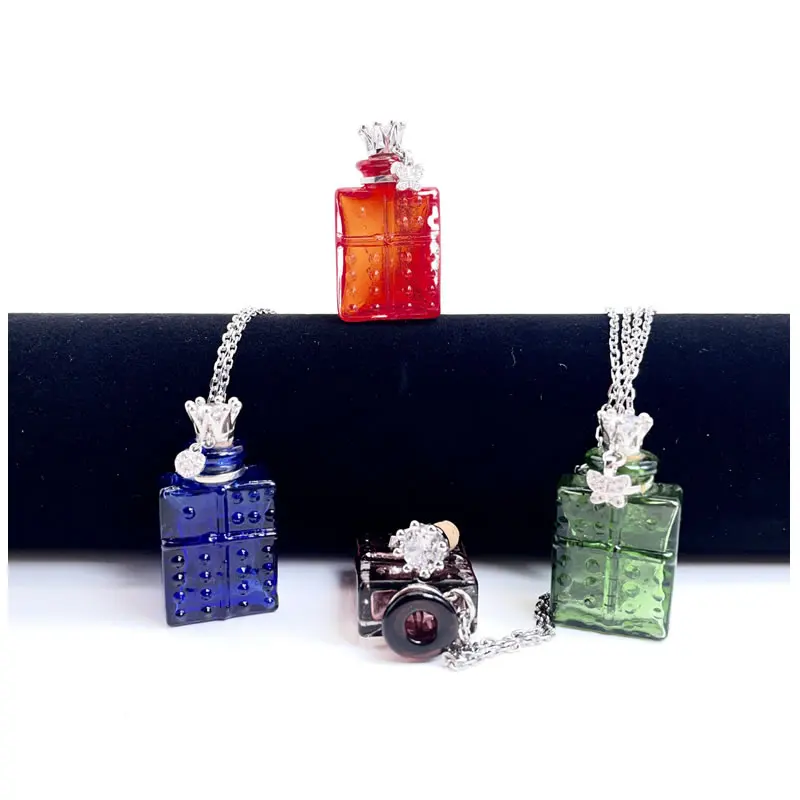 

New Square perfume Necklace Colorful Transparent Glaze Beauty Essential Oil Dispenser Bottle Charming Couple Necklace Jewelry