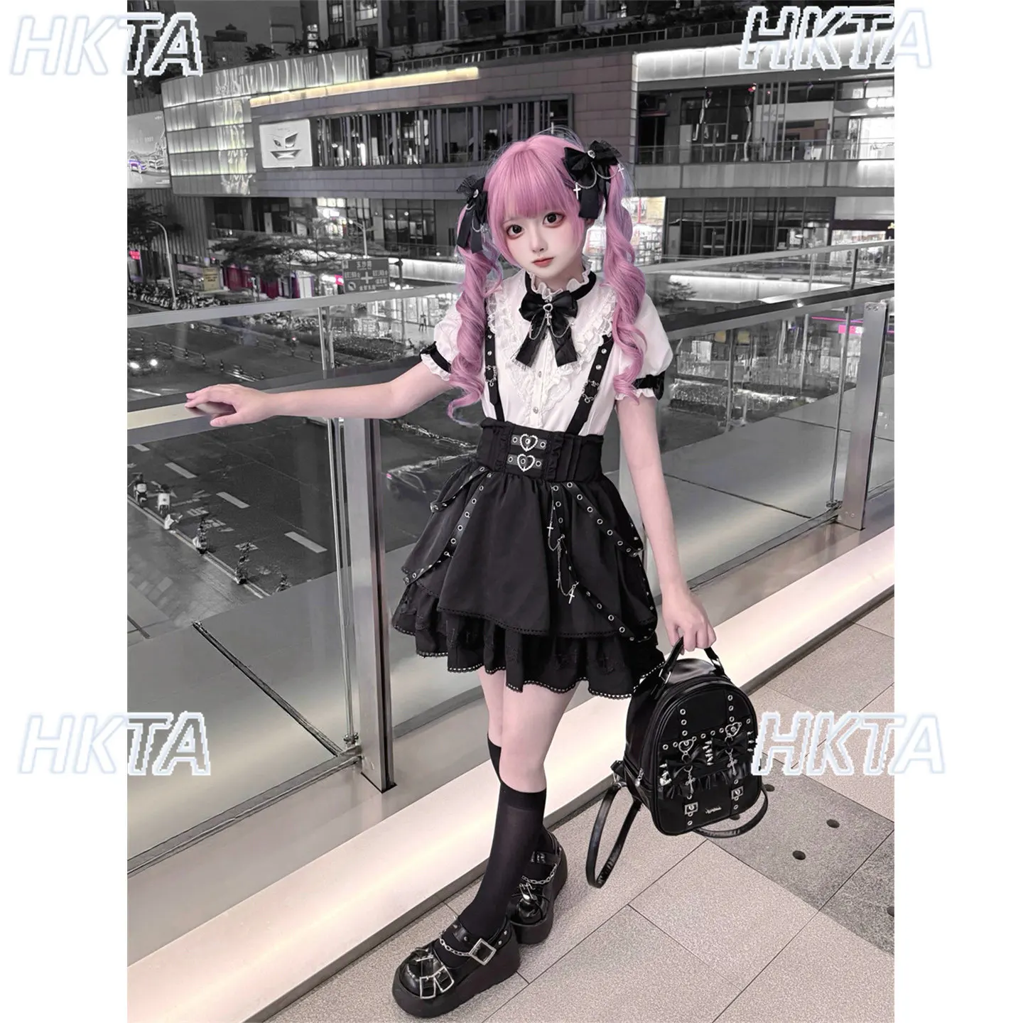 Dark Y2K Punk Autumn New Lolita Riveted Pleated Bow Backpacks Ladies Subculture Goth High Street Personality Bag Black Bag Women