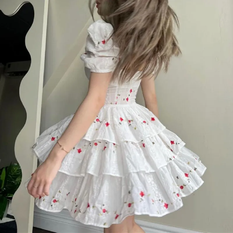 2023 Women Puff Sleeve Slim Ruffle Hem Cake Mini Party Robe Princess White Embroidery Lace Cotton Flower Corset Style Mini Dress