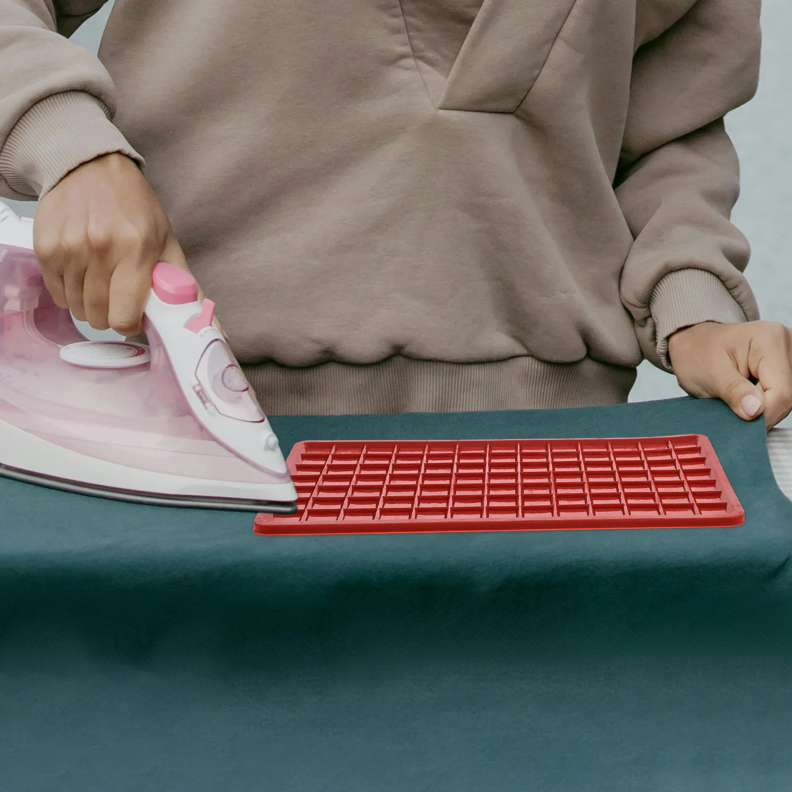 

Heat Resistant Silicone Iron Rest Pad Protective Steam Iron Placemat Practical Household Ironing Board Mat