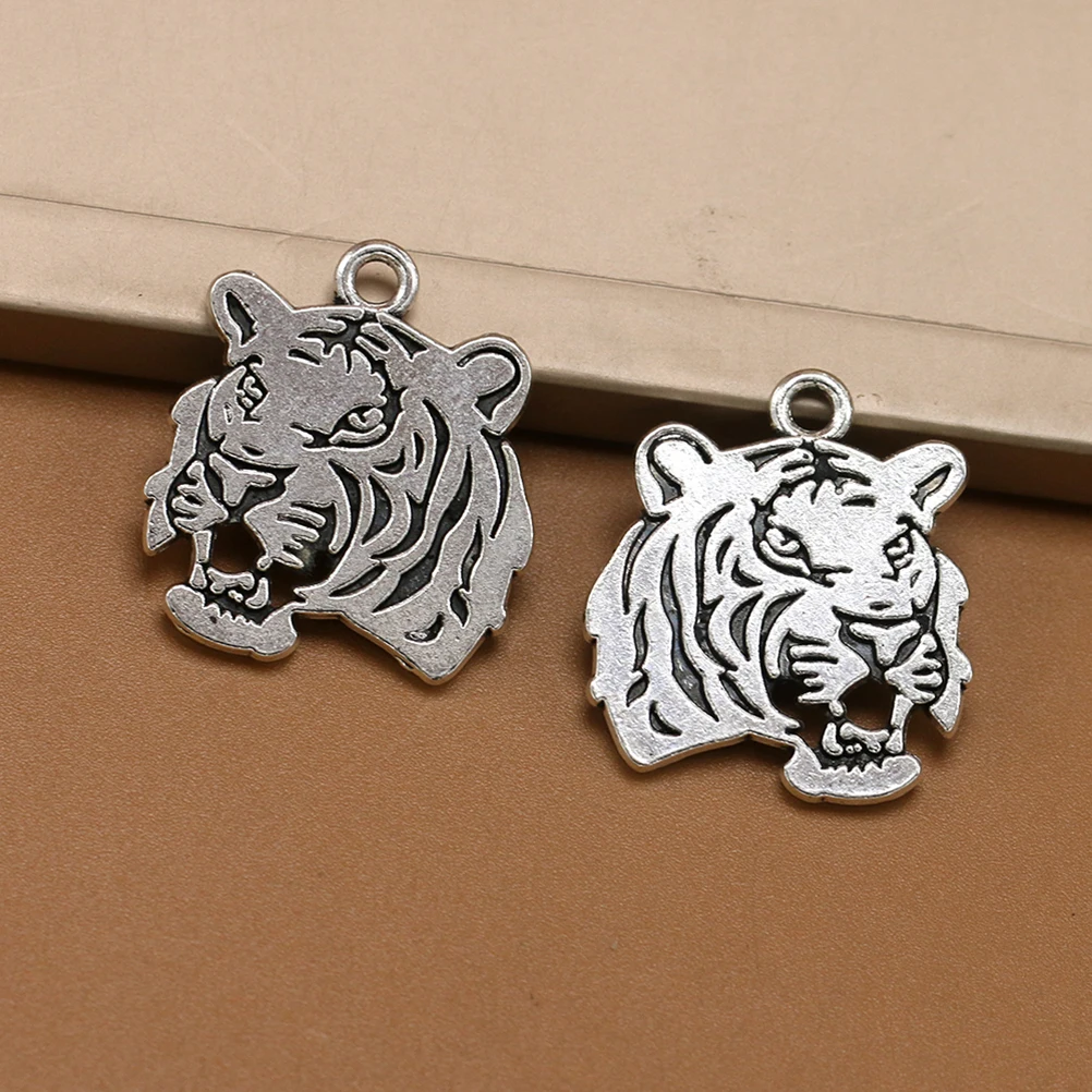 

30pcs Alloy Tiger Head Pendant Charms DIY Jewelry Necklace Bracelet Keychain Accessories Silver Vintage Style Crafts Durable