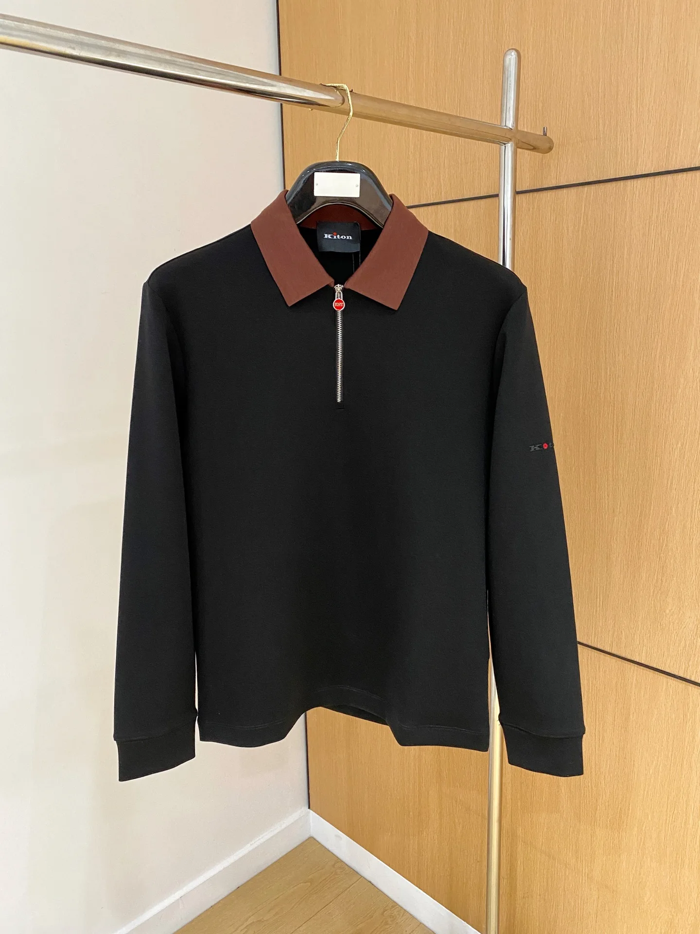 

Рубашка поло высшего качества из ацетата кашемира Kiton Collection