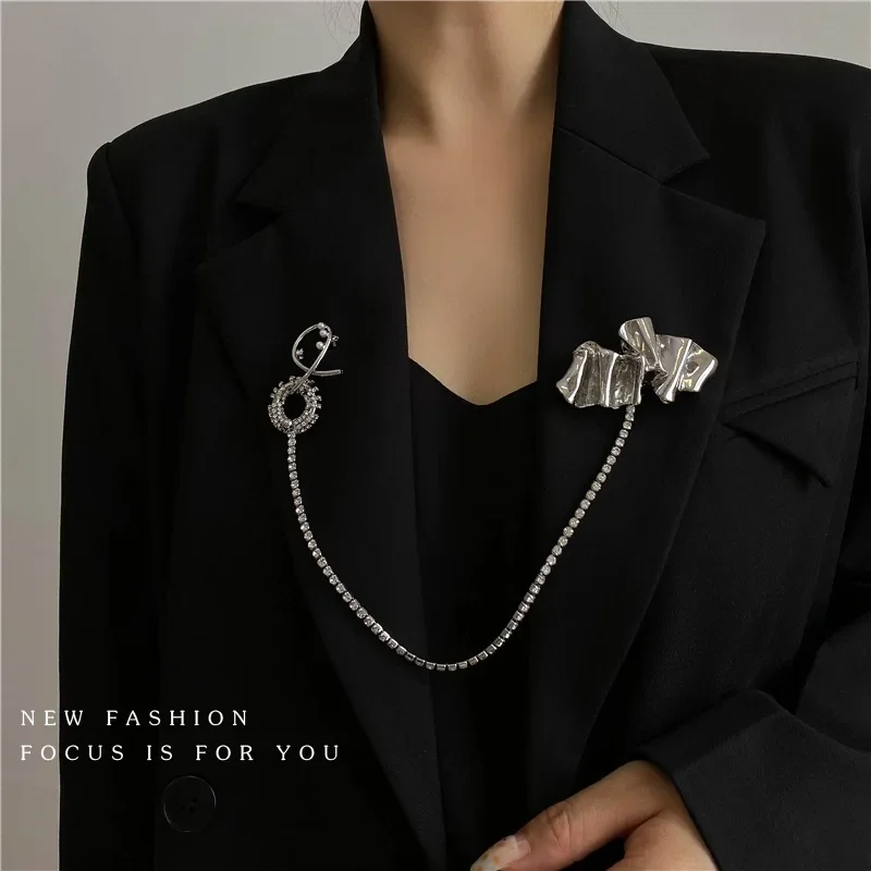 

2024 New Style Brooch Two Wear Fashion Spice Girls Accessories Chain Brooch Fashionable Women