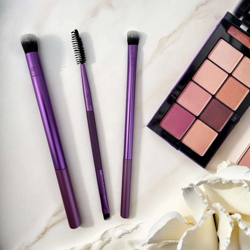 Real Techniques pinceaux de maquillage ensemble d'outils poudre cosmétique ombre à paupières fond de teint Blush mélange beauté maquillage brosse