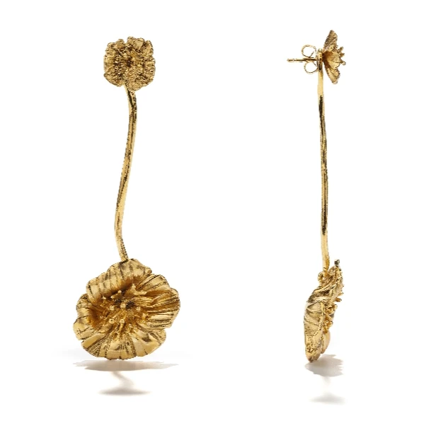 

Европейские дизайнерские серьги из латуни с золотым покрытием в форме цветка, женские, роскошные, романтические, модные украшения