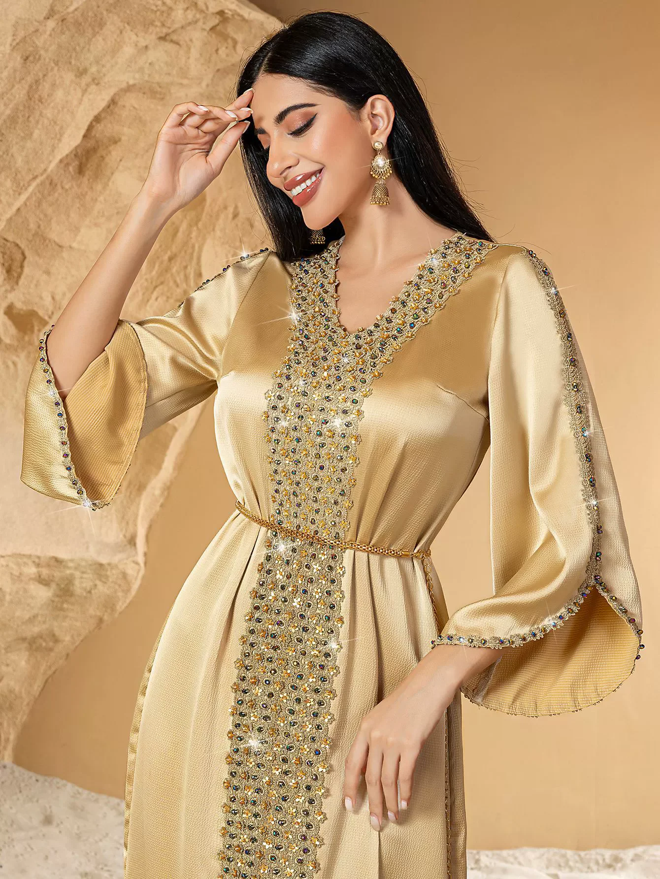 Nieuwe Ramadan Moslim Saoedi-Arabië Champagne Kleur Splicing Kant Handgemaakte Nail Bead Dames Midden-Oosten Gewaad Avondjurk