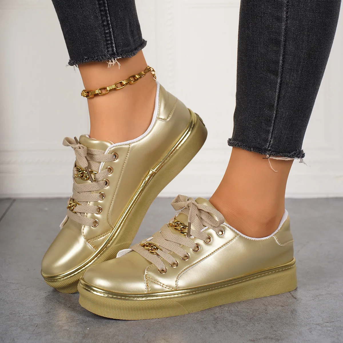 Platform Chain Sports Wind Low-top Single Shoes Women's Leather Front Lace-up Foot Cover Casual Sneaker Shoe Zapatos Mujer