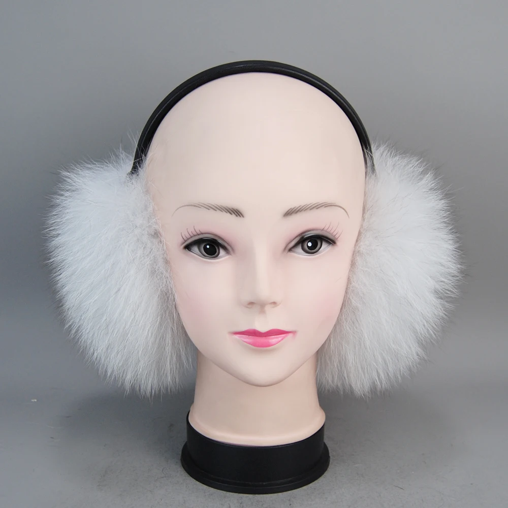 2025 New Fashion Women Fluffy Real Fox Fur Earmuffs Winter Lady Big Pompoms Fox Fur Plush Ear Muff 100% Natural Fox Fur Earlaps
