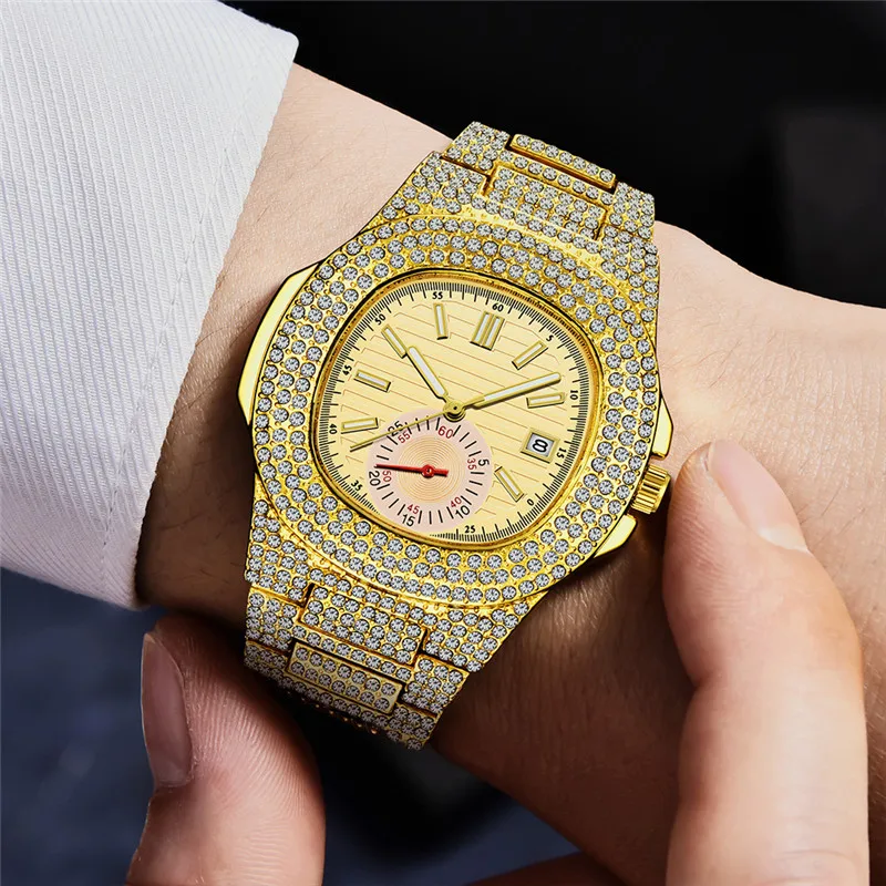 Reloj de pulsera de cuarzo con diamantes para Hombre, cronógrafo de estilo Hip Hop, con correa de aleación, a la moda, con calendario, ideal para