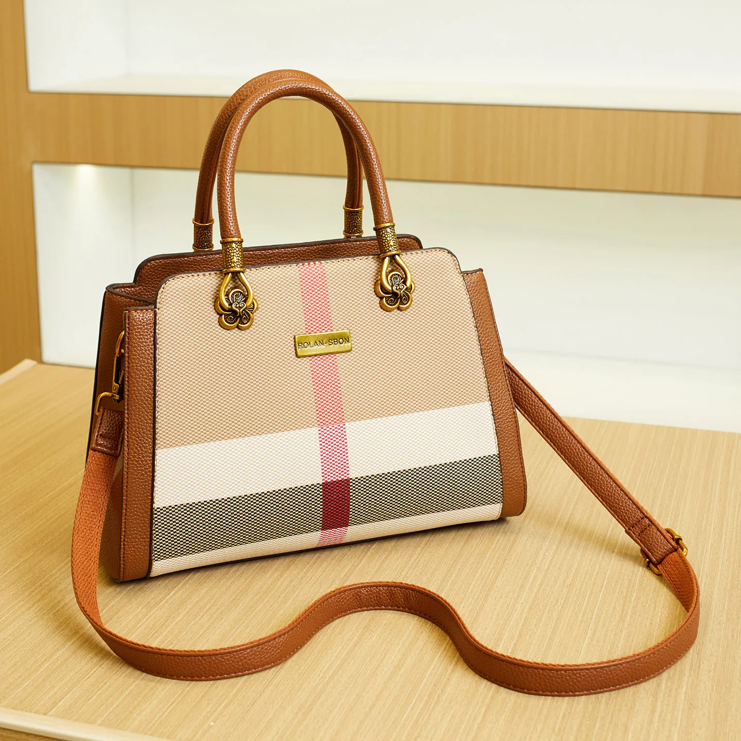 

Multi-Use Women's Crossbody Bag 2025, Light Nylon Tote, Spacious Shoulder Purse with Inner Pockets for Travel Essentials