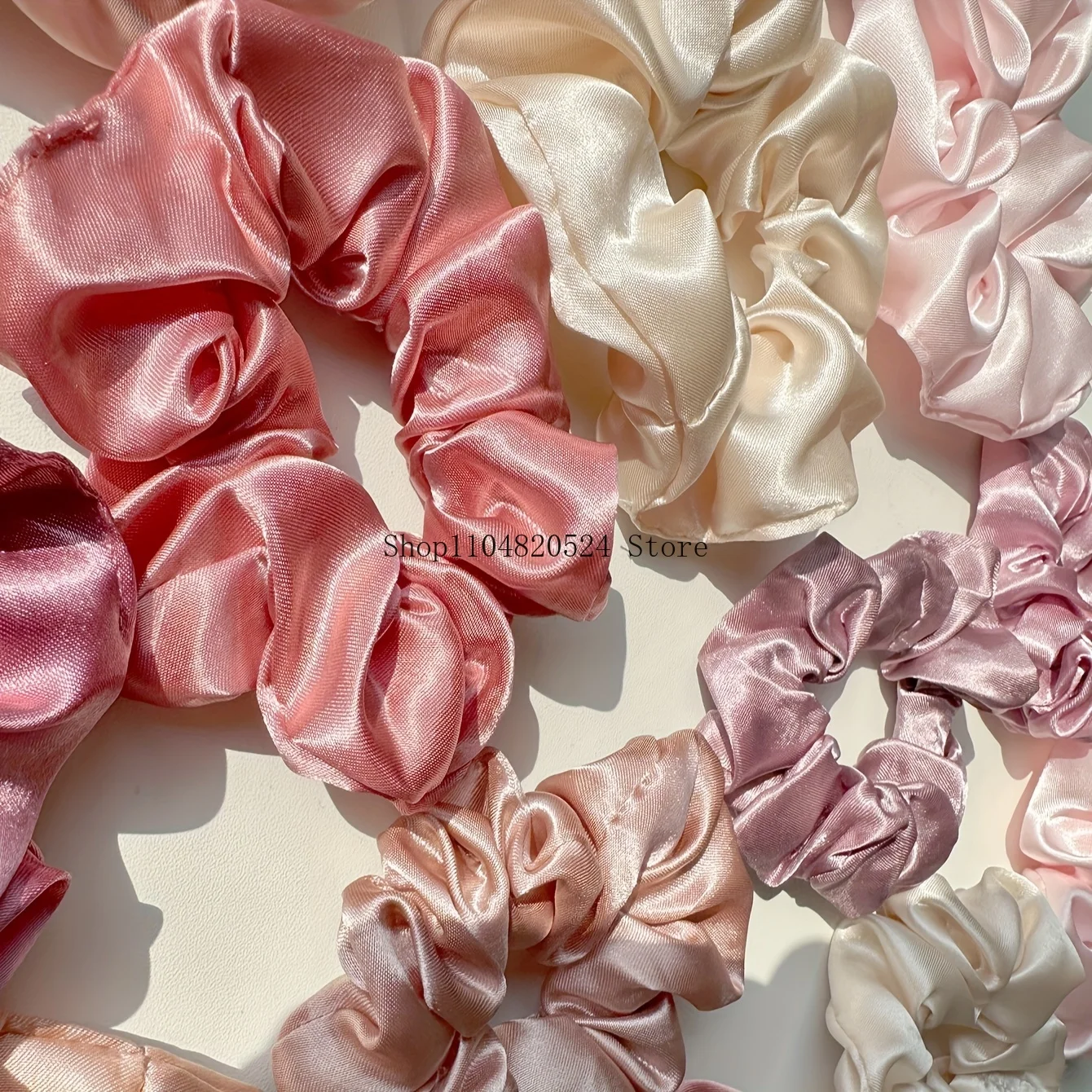 ชุดยางรัดผมผ้าซาตินเนื้อนุ่ม สีชมพูและสีน้ำตาล ยางรัดผมอเนกประสงค์สำหรับทุกโอกาส เหมาะสำหรับผู้หญิงและเด็กผู้หญิง