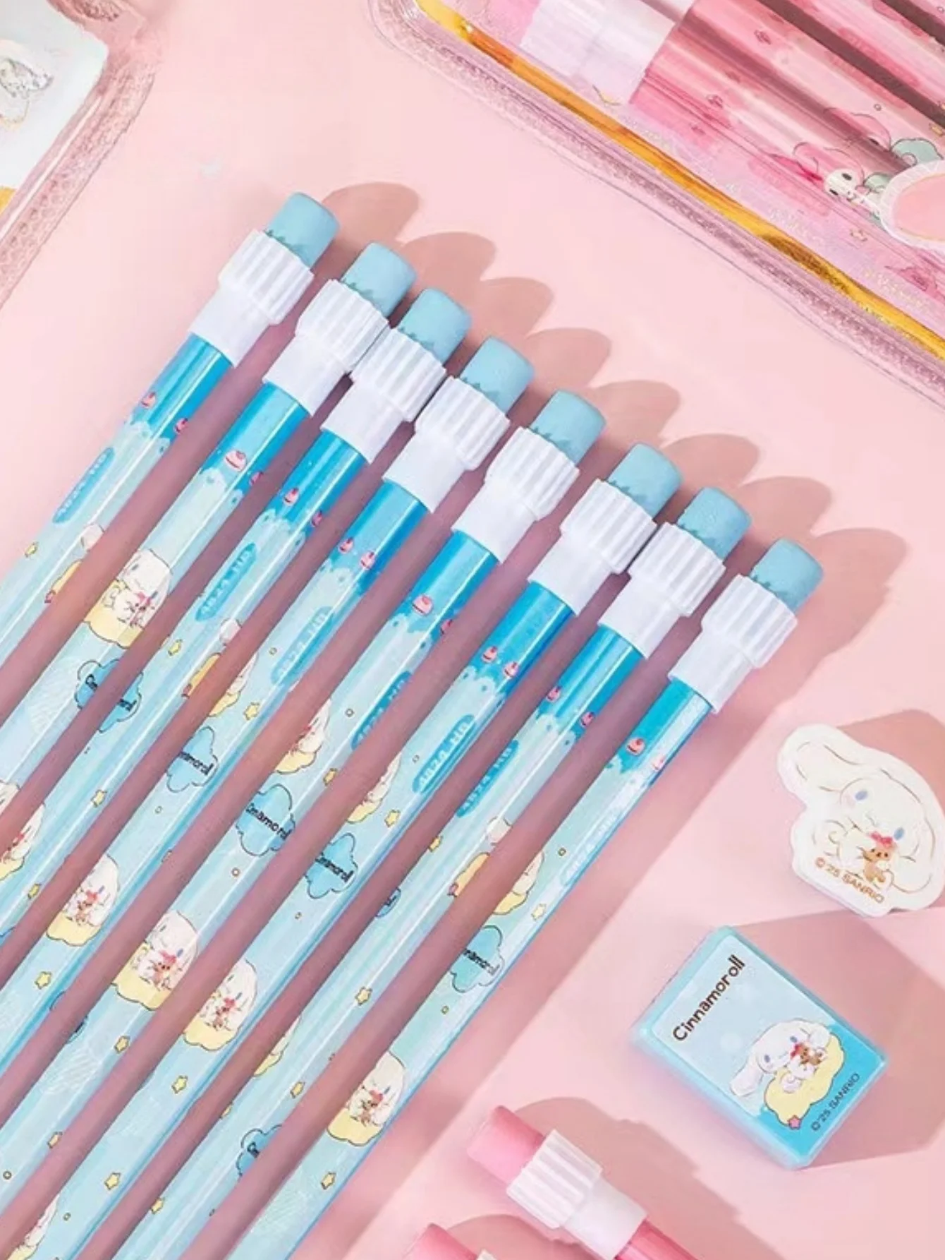 10 pz/set sanrio Cartoon Hello carino Kitty Melody Kuromi Cinnamoroll HB Matita Temperamatite Disegno E Schizzo