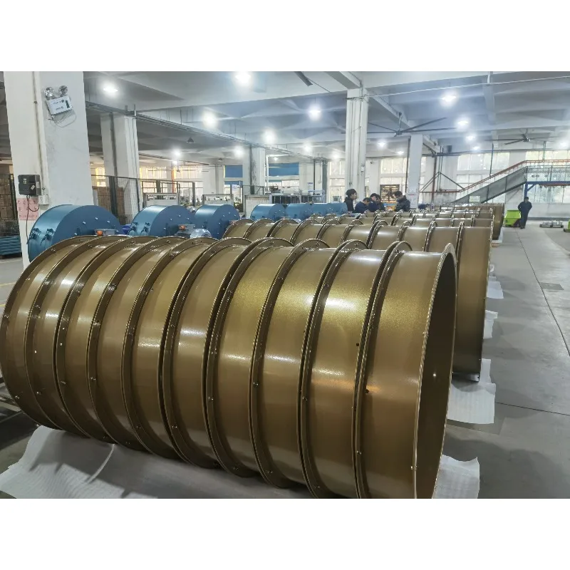 Kipas Dinding Motor Magnet Permanen Volume Tinggi Kebisingan Rendah 900mm Bilah Paduan Aluminium Magnesium Perlindungan IP67 Jangkauan 28m Luar Ruangan