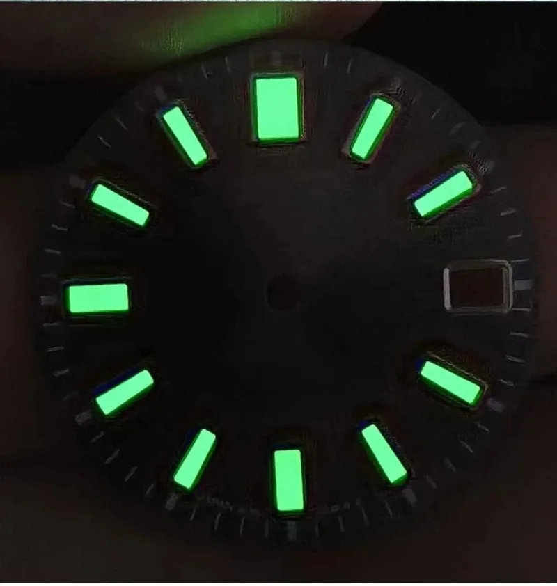 High Quality 62MAS Sun Patterned Black Dial with A Diameter of 28.5mm, Suitable for NH35 Movement C3 Green Light Emission