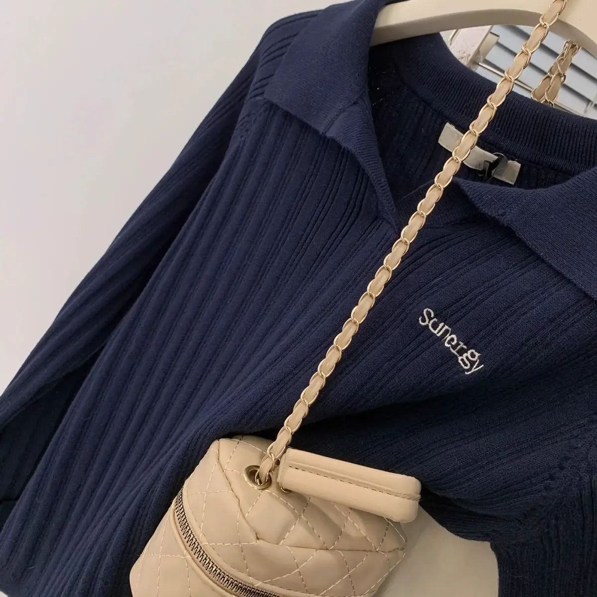 Suéter con cuello tipo Polo para mujer, suéter de manga larga con solapa fina, Top informal elegante y versátil, otoño e invierno, 2025