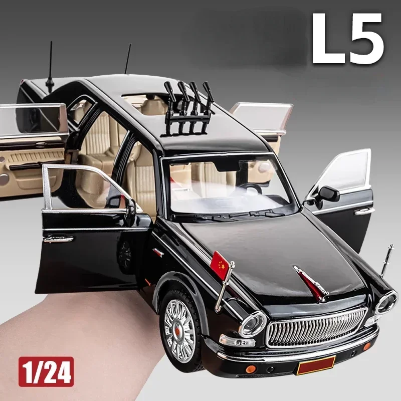 1:24 HONGQI L5 70th Anniversary Military Parade Car Alloy Limousine Luxy Car Diecast Model Decorative Trendy Ornaments Gift C384