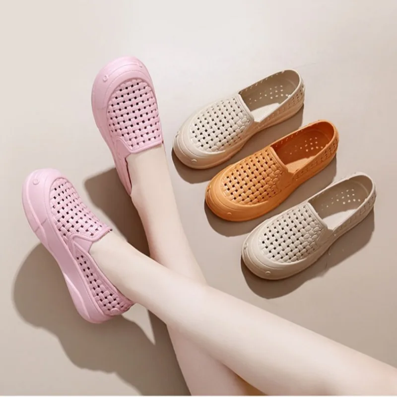 Women Mesh Sandals Summer New Fashion Women Slip on Hollow Solid Comfortable Mesh Soft Sole Breathable Thick Sole Beach Sandals