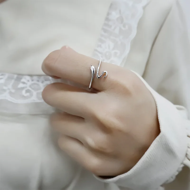 

925 Sterling Silver Glossy Winding Snake Opening Ring Index Finger for Women Light Luxury Fashion Minimalist Jewelry Party Gift