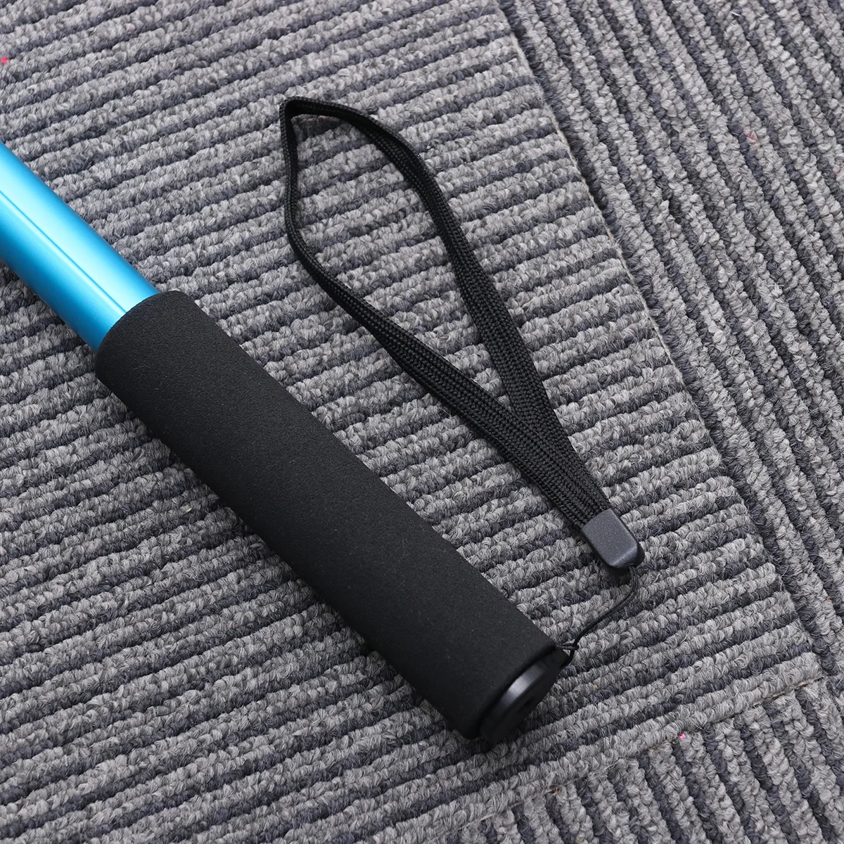 

Dog Stick Pet Teaser Pole Interactive Puppy Toys Extendable Flirt Chasing Tail Durable Cotton Rope Stimulates Instincts Reduces