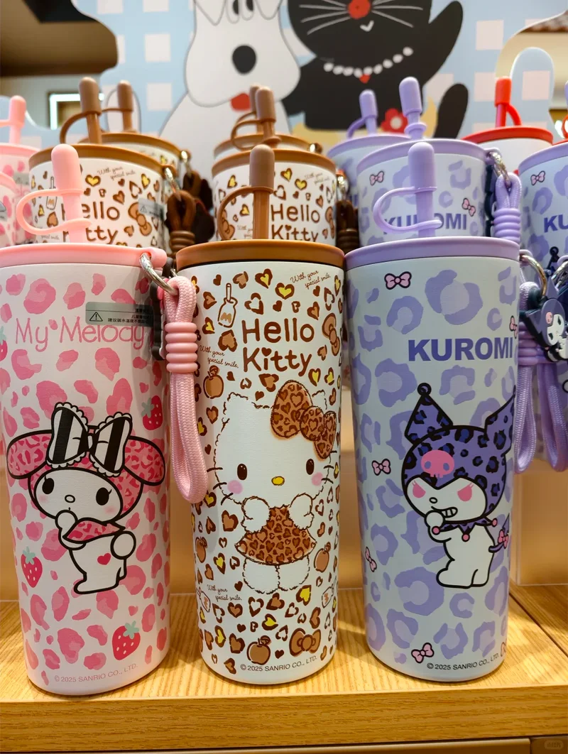 

Genuine Sanrio 700ml Sus316 Stainless Steel Straw Thermos Cup Hello Kitty Kuromi My Melody Insulated Water Bottle With Pendant