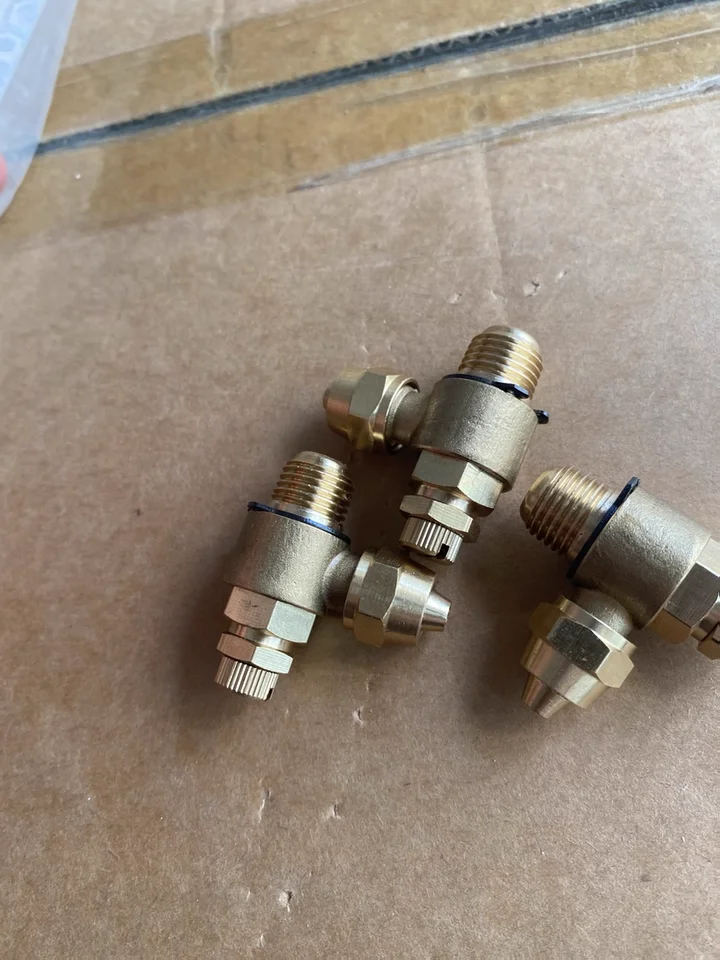 FOR Yutong, King Long Higer Golden Dragon Ankai Shenlong bus parts school bus door pump speed adjustment nut connection M12M13