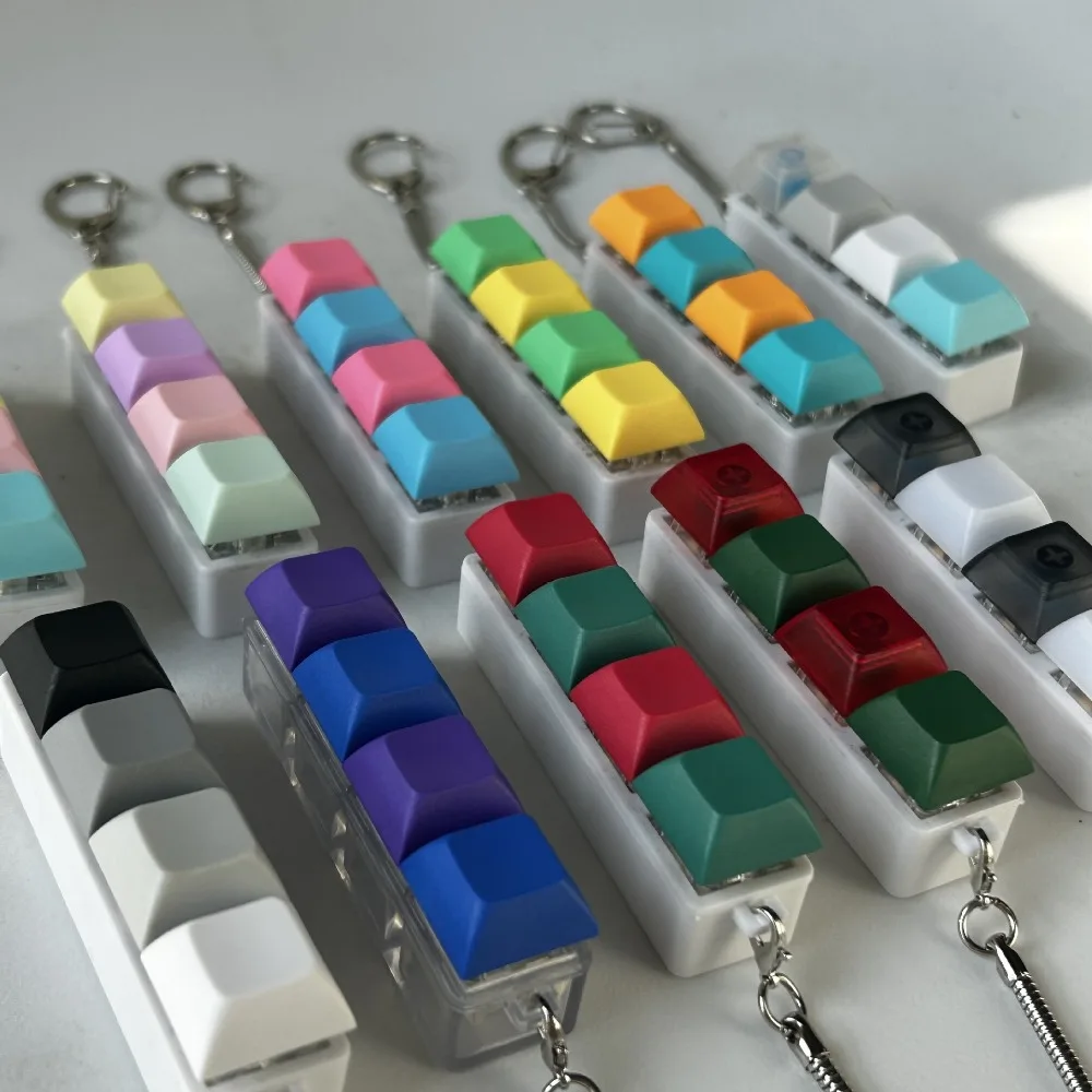New DIY Keyboard Fidget Keychain Keys Button Keycap Finger Keyboard Cap Pass The Time 4 Keys Pinch Toy Adult