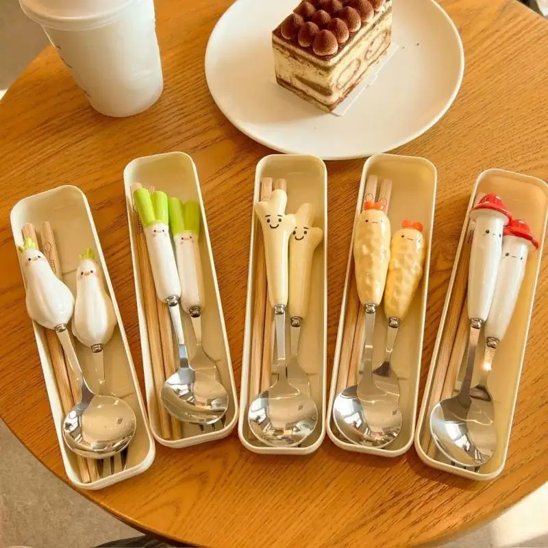 1 Set Cute Carrot Onion Cutlery Set, Cartoon Spoon, Fork and Chopsticks for Students and Children