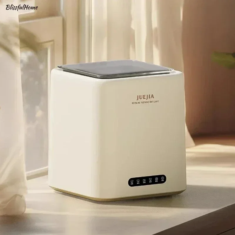 New automatic washing machine. Small, mini. Washing and drying all-in-one. For dormitory. Socks washing god machine.