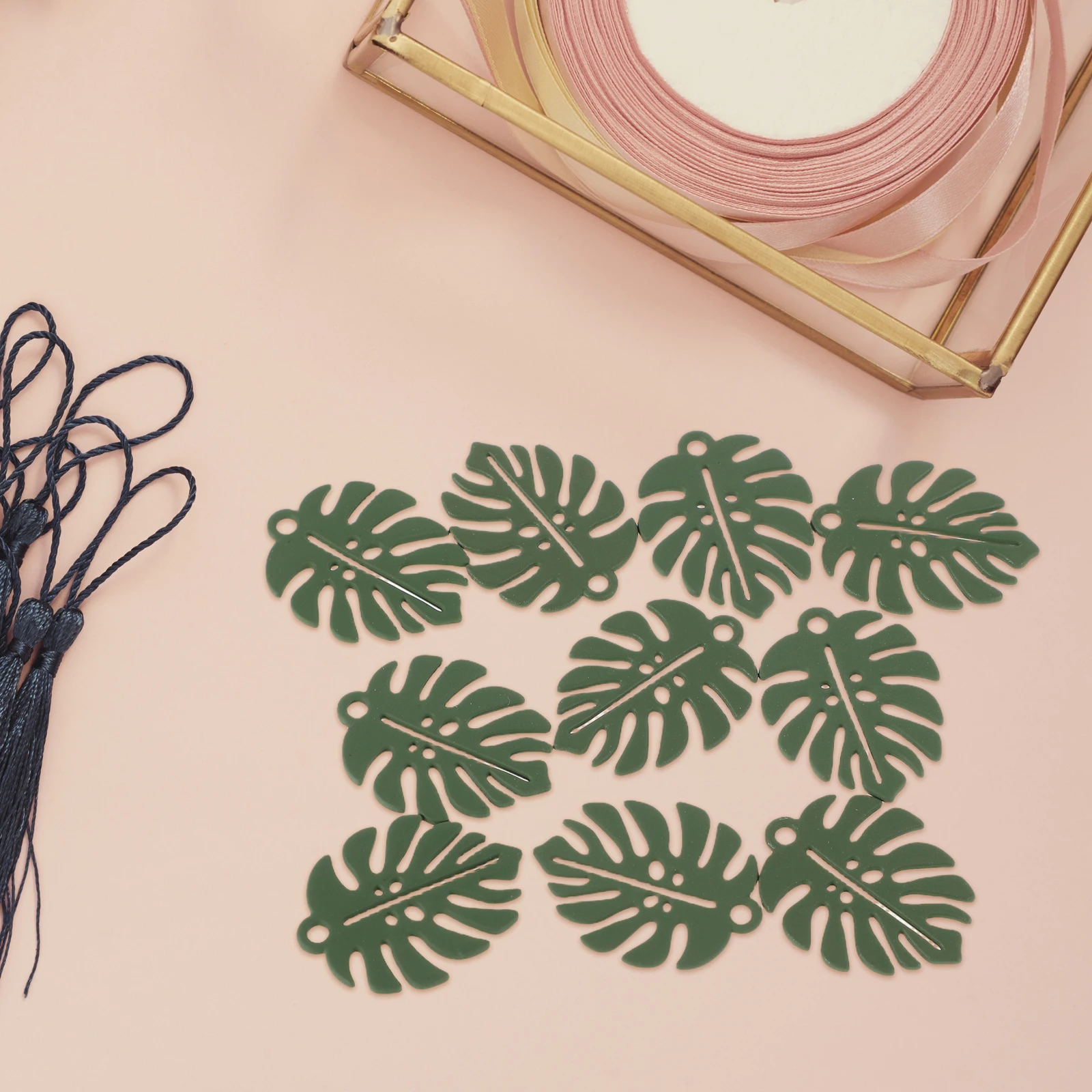 

10pcs Leaf Leaf Charms For Jewelry Making Pendant Alloy Beads for Necklace Bracelet Jewelry Making Crafts Stylish Durable Diy