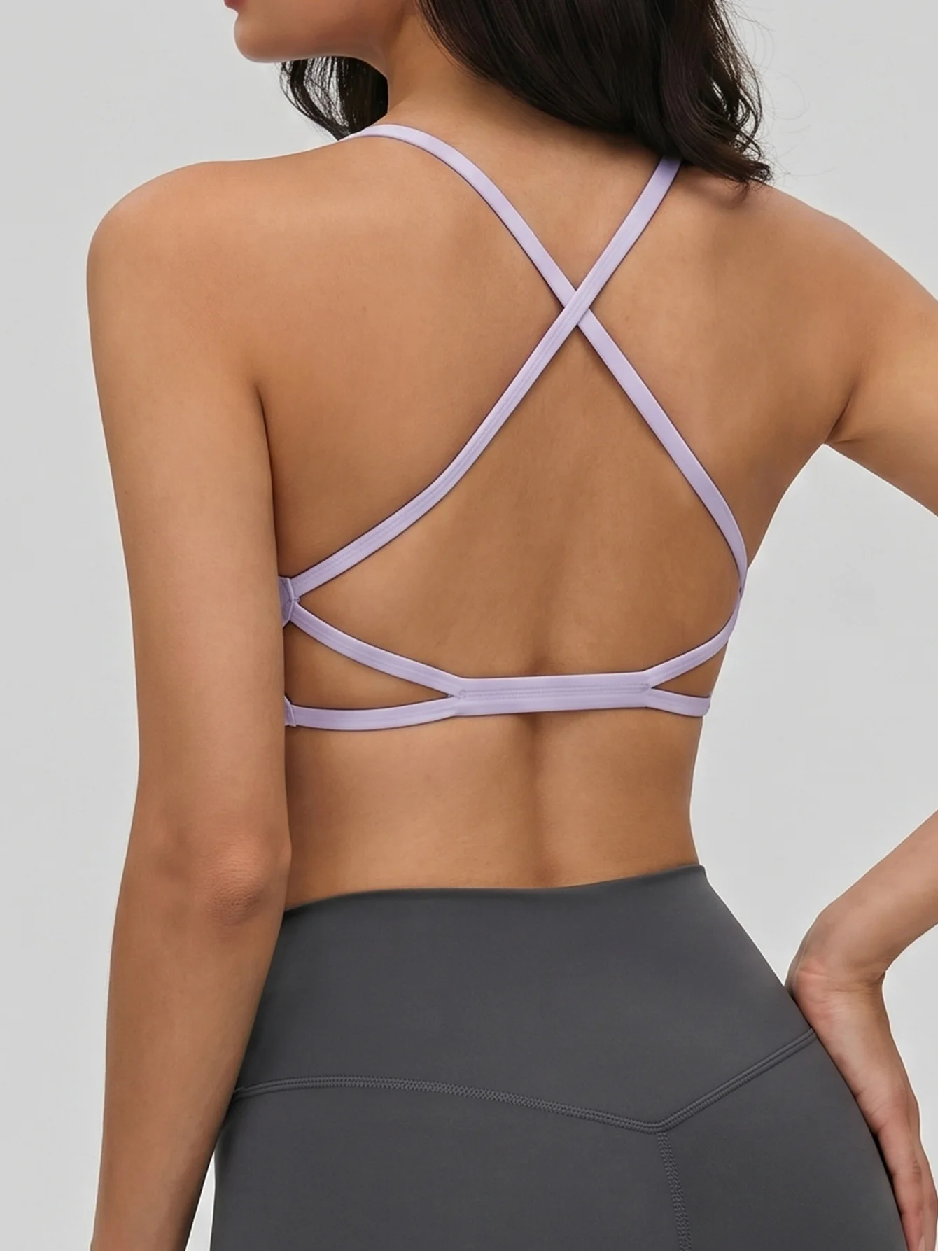 Women's Square Neck Thin Strap Sports Bra, Soft Padded Wireless Yoga Bra, Seamless Low Impact Workout Crop Top For Daily Fitness