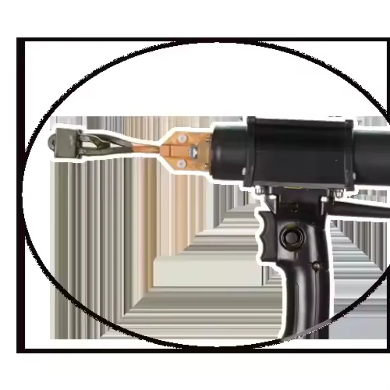 Hot selling on the platform Portable Induction Cooper Heater Machine Used in The Heating And Manufacturing Industry Of Metal Par